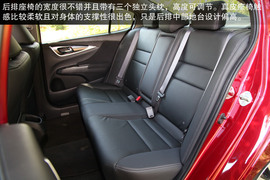 2013款广汽本田凌派1.8L自动旗舰版西双版纳试驾实拍