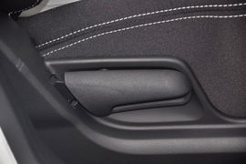 2013款铃木奥拓1.0L手动舒适型