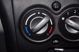 2013款铃木奥拓1.0L手动舒适型