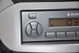 2013款铃木奥拓1.0L手动舒适型