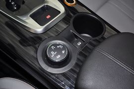 2013款标致3008