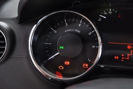 2013款标致3008