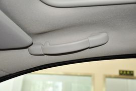 2013款标致307两厢1.6L自动舒适版