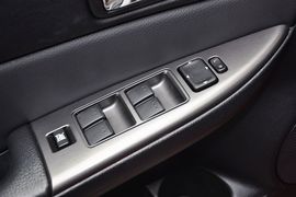 2013款马自达MAZDA6