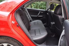 2013款马自达MAZDA6