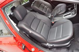 2013款马自达MAZDA6