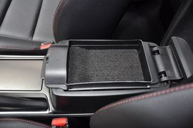 2013款马自达MAZDA6