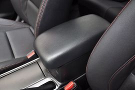2013款马自达MAZDA6