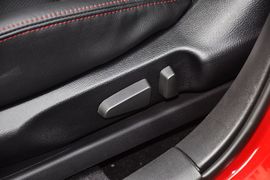 2013款马自达MAZDA6