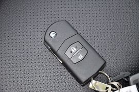 2013款马自达MAZDA6