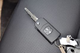 2013款马自达MAZDA6