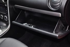 2013款马自达MAZDA6