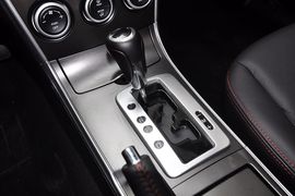 2013款马自达MAZDA6