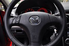 2013款马自达MAZDA6
