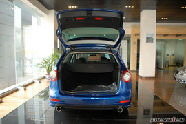 2009款大众R36