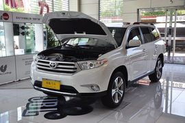 2012款丰田汉兰达2.7L两驱7座豪华版
