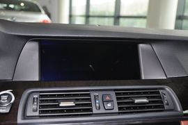 2013款宝马528i