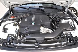 2013款宝马335i