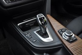 2013款宝马335i