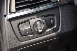 2013款宝马335i