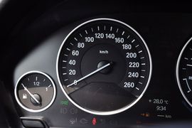 2013款宝马335i