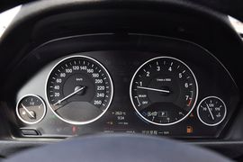 2013款宝马335i