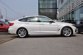 2013款宝马335i