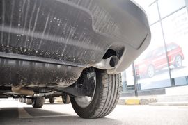 2013款Jeep指南者2.0L两驱运动版