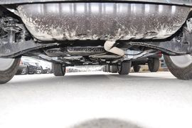 2013款Jeep指南者2.0L两驱运动版