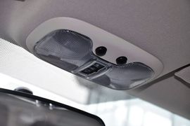 2013款Jeep指南者2.0L两驱运动版