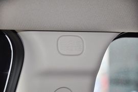 2013款Jeep指南者2.0L两驱运动版