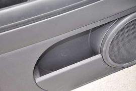 2013款Jeep指南者2.0L两驱运动版