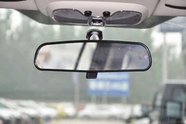 2013款Jeep指南者2.0L两驱运动版