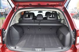 2014款Jeep指南者2.4L四驱豪华版