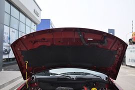2014款Jeep指南者2.4L四驱豪华版