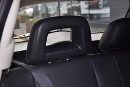 2014款Jeep指南者2.4L四驱豪华版