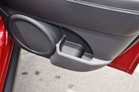 2014款Jeep指南者2.4L四驱豪华版