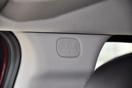 2014款Jeep指南者2.4L四驱豪华版