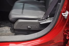 2014款Jeep指南者2.4L四驱豪华版