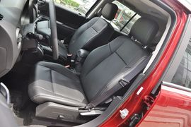 2014款Jeep指南者2.4L四驱豪华版