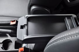 2014款Jeep指南者2.4L四驱豪华版