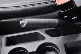 2014款Jeep指南者2.4L四驱豪华版