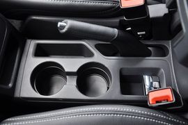 2014款Jeep指南者2.4L四驱豪华版