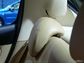 2009款东风标致207两厢