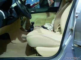 2009款东风标致207两厢