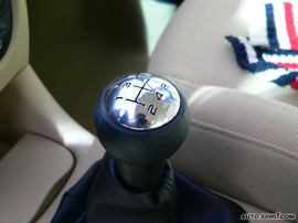 2009款东风标致207两厢