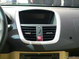 2009款东风标致207两厢