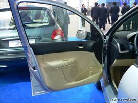 2009款东风标致207两厢