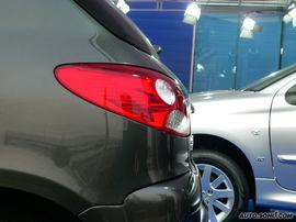 2009款东风标致207两厢