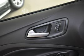 2013款福特翼虎1.6GTDi自动舒适型